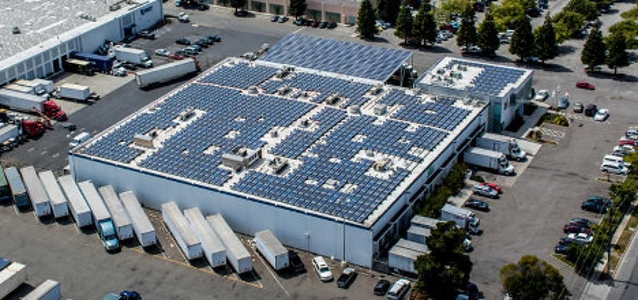commercialrooftopsolararray