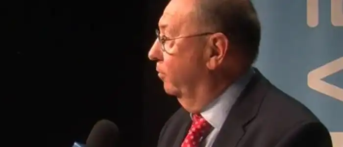 16scoop_peter-brent-tec-mun