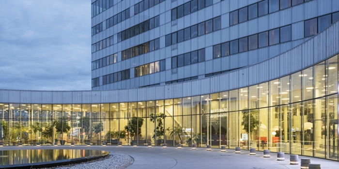 HQ-kista-night