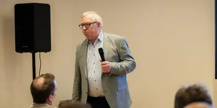 expo-ber25-Dieter-Weiss-pres