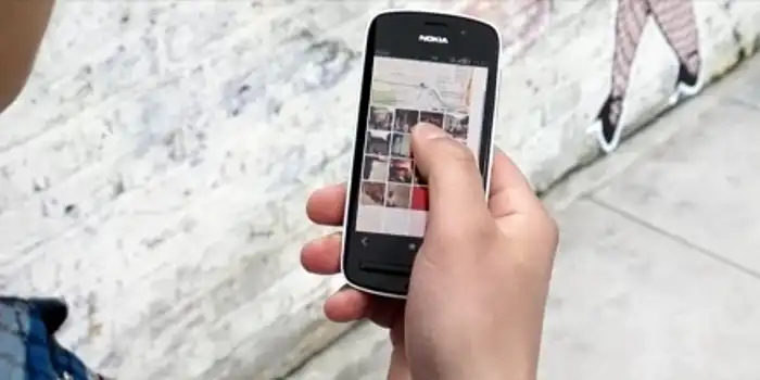 808-pureview-smartphone