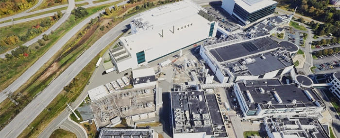 SUNY-Nanotech-NanoFab-Reflection