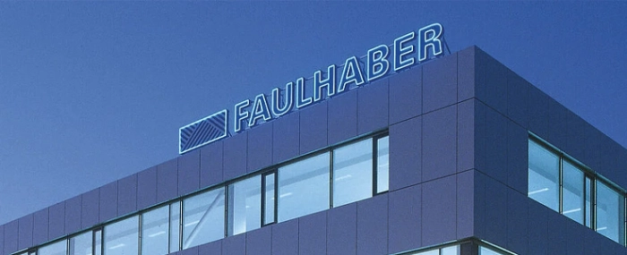 logo-on-building