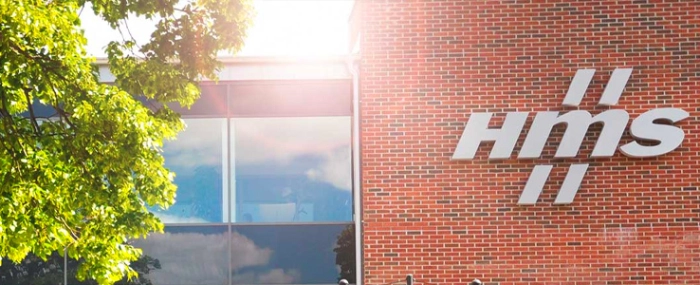 logo-on-building