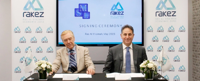 CEO-Ramy-Jallad-Maxtron-Show-Lighting-GM-Karl-Renoldi-signing