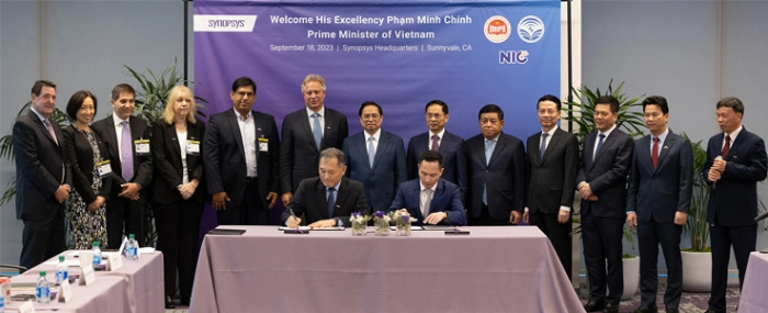 Signing-Advance-Semiconductor-Development-Vietnam