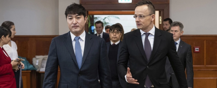 soulbrain-tatabanya-electrolyte-battery-production-peter-szijjarto