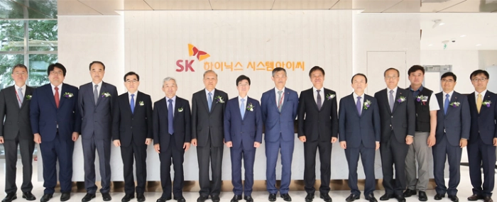SK-Hynix-System