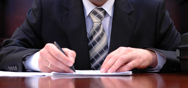 contract-signing1