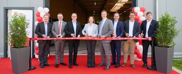 Solutions_Germany_center