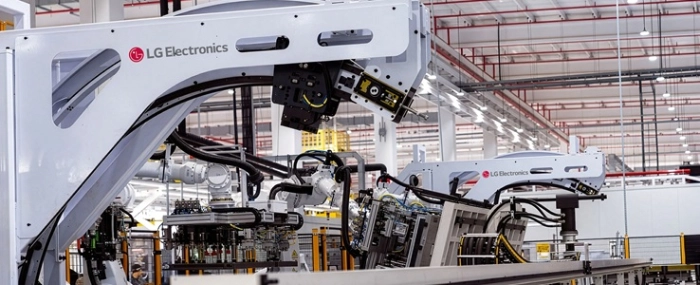 ELECTRONICS_factory_Brazil