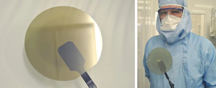 employee-Smart-Cut-based-SiC-wafer