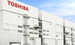 toshiba-yokkaichi1-l