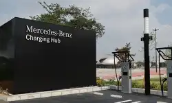 Mercedes_charging
