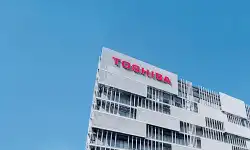 logo-on-building