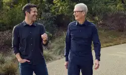 John-Ternus-Tim-Cook