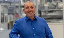 CEO-Giovanni-Fili-in-factory