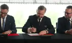 Mesko-signing