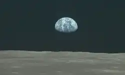 moon_earth-title