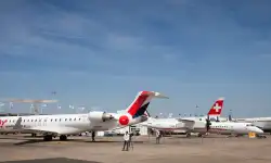 airplane-line-up