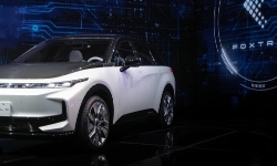 model-suv
