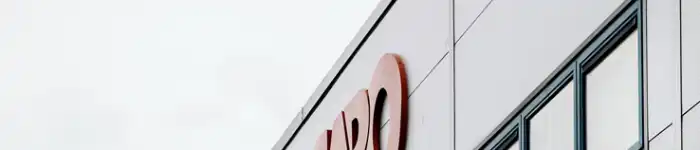 logo-on-building
