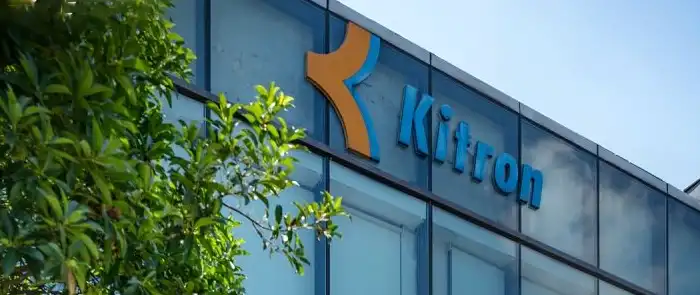 logo-on-building